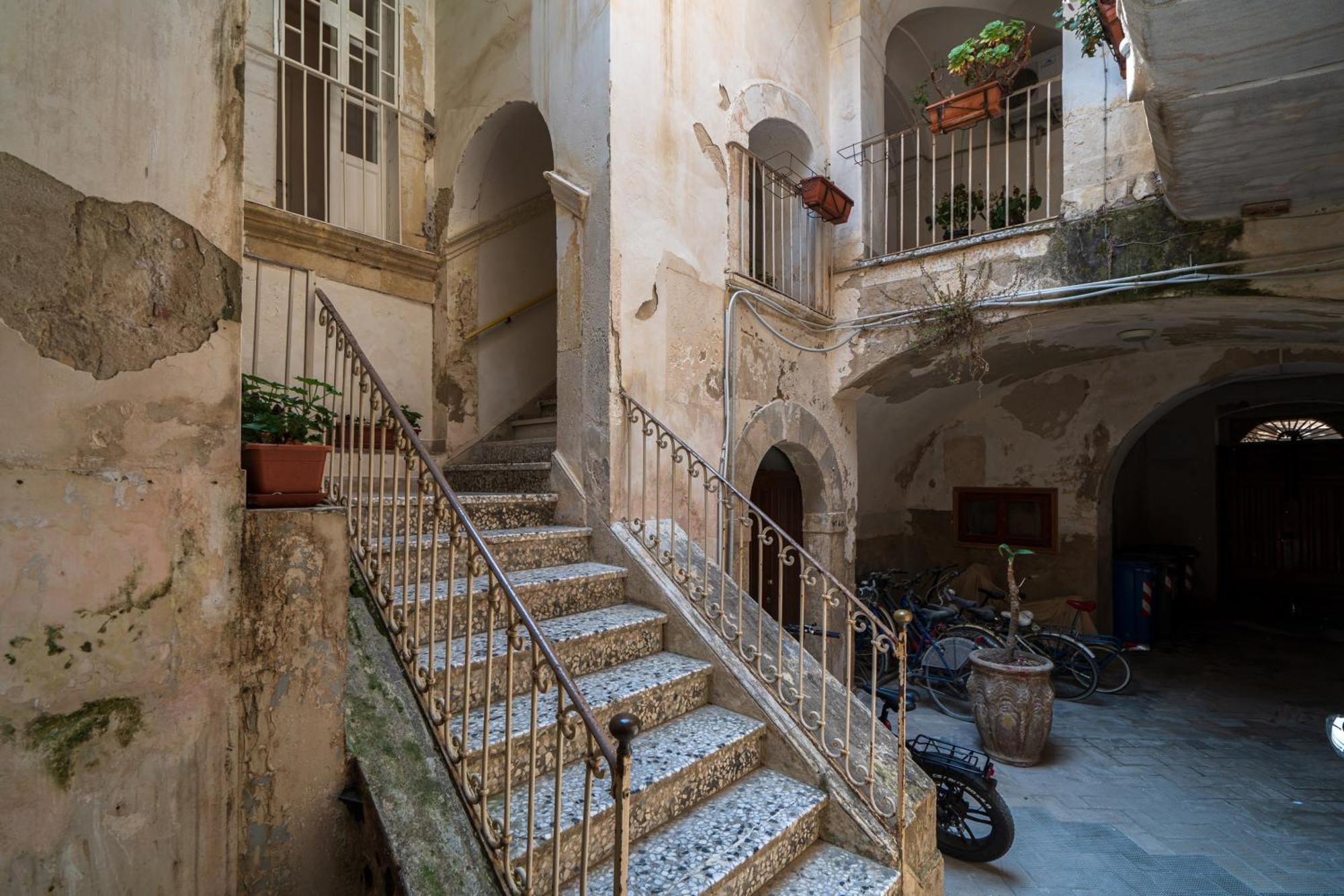 Hotiday Room Collection - Ortigia Opera Syracuse Extérieur photo